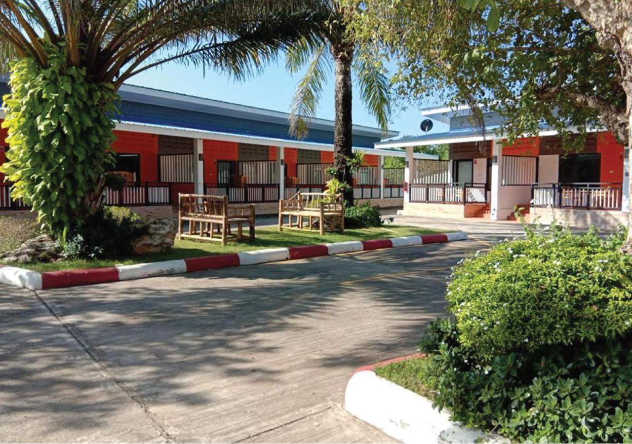 Staychill Resort Uttaradit Kültér fotó